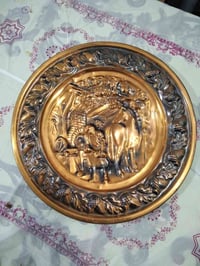 أطباق نحاسية • قطعتين ٣٦٫٥سم • قطعتين ٣٠سم