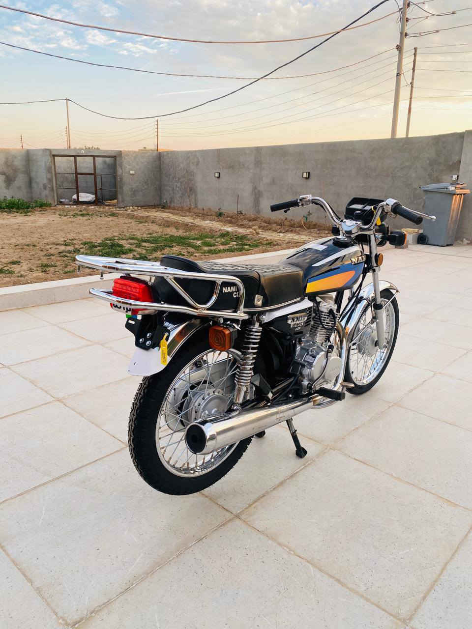 السلام عليكم مكلف بالنشر دراجه للبيع تعمير مفول شرط كله اصلي اوراق اصولي موديل 17. وكيلها سيد خلدون دراجه كفاله عامه ماناقصها اي شي السعر 1350 وبيهه مجال للاستفسار اتصال او واتساب على هاذ الرقم ***********
