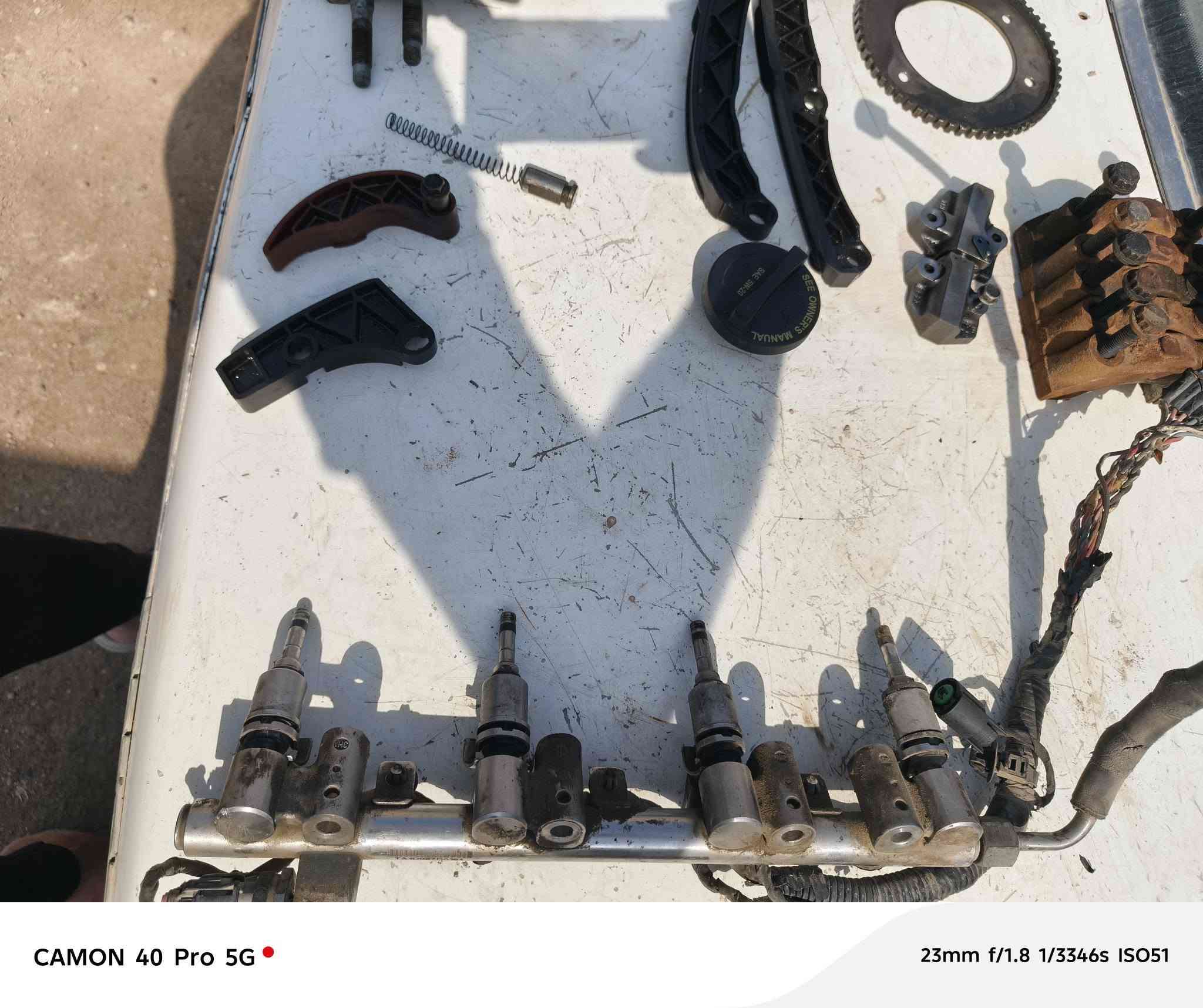 سلام عليكم كاور كامل شغال جديد رواجزه مال مكينه س١ ٢٤٠٠ جي داي مع باقي القطع واتر بم مسطره ونزلات مكاني البصرة
هاذ رقمي ***********
