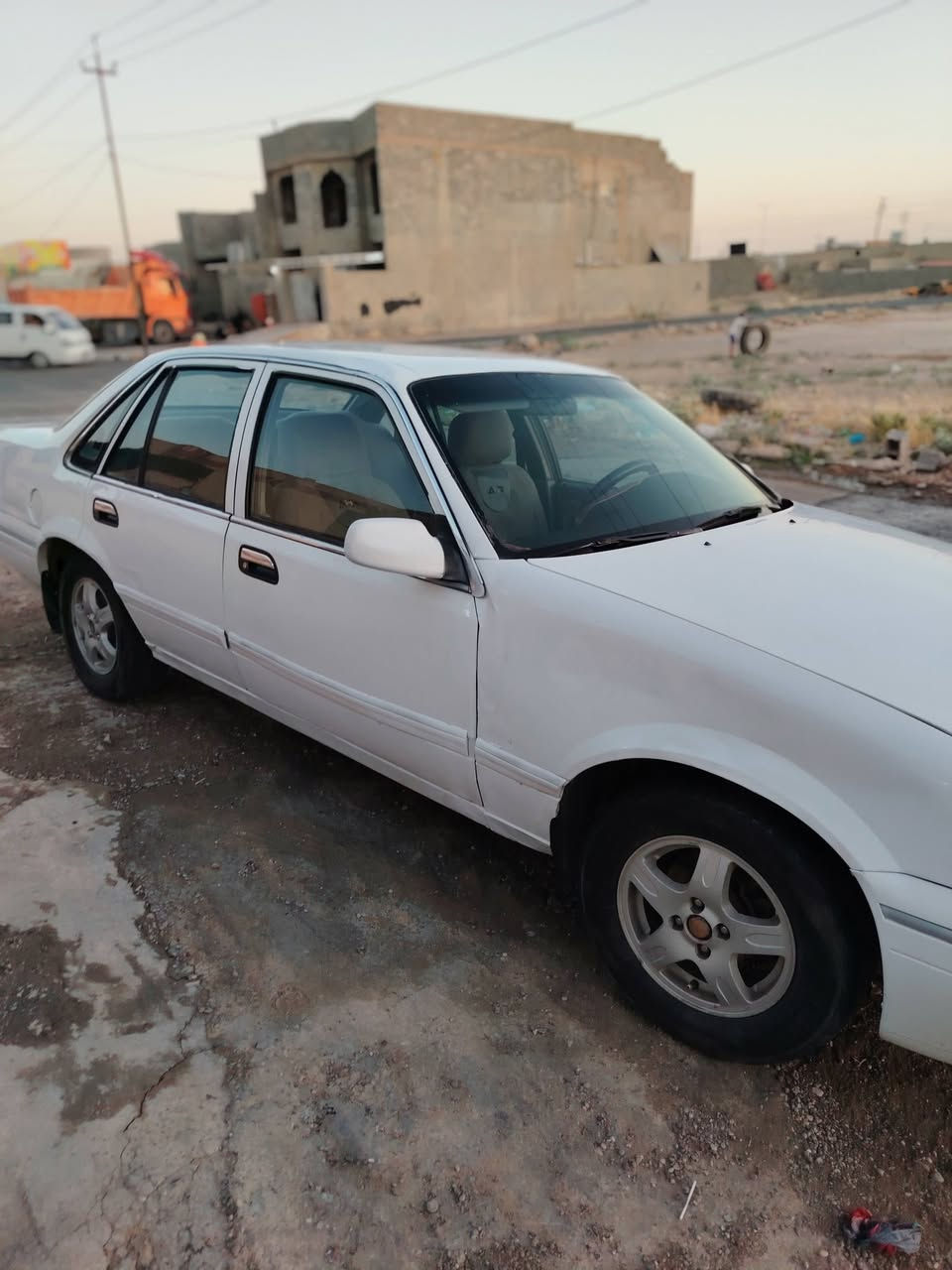 دايو برنس موديل 1996 كير و محرك زينات كهربائبات كلها شغاله صدر زين سياره جديده  تحويل ثاني يوم سنويه صاقطه 
السعر 28 وبيها مجال 
تكريت ***********
