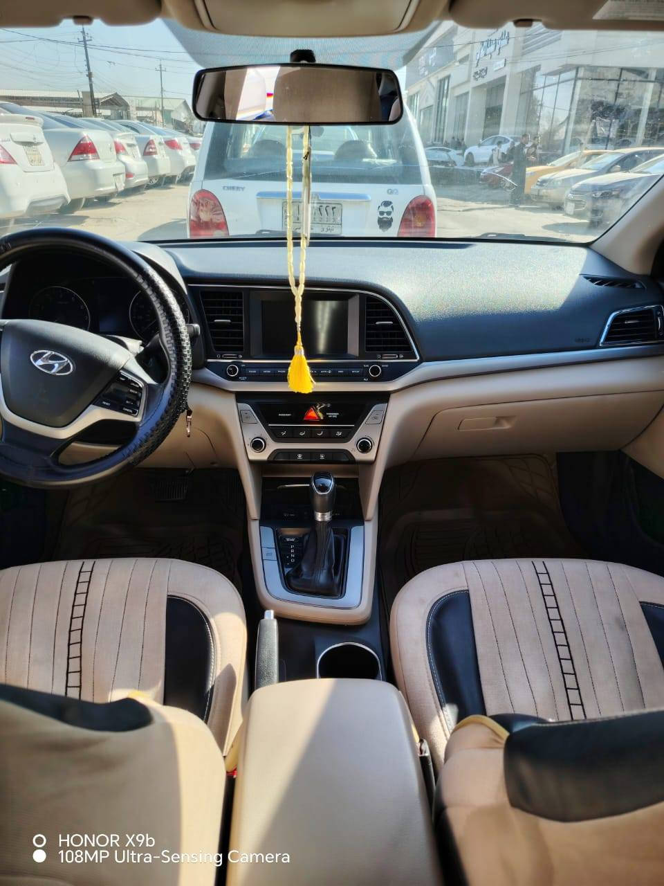 السلام عليكم #النترا 2017 امريكي باسمي اني الشرعي رقمها اربيل كابون بانزين ذررها قبق صندوق وجاملق خلفي هذا ذررها من امريكا فقط السياره باقي التفاصيل خير من الله 
تبريد ثلج  🥶
محرك ما مفتوح وضع شركة 
قبل شهرين طخم تايرات شديتهم جديد
السياره بيها تفاصيل كثيره وحلوا
السعر 125 
وبيها مجال للطيبين 
للأستفسار على الارقام التالية
مكان السيارة #موصل 
***********
***********
