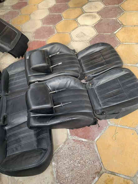 سلام عليكم غرفة مال اوباما s فقط كشنات ترهم من مديل 11 لحد 23. غرفة نظيفة نظافتها 9‎0‎%‎  بس كشن  سايق المقعد مالته شويه تعبان واما باقي غرفة كلها جديدة 
 للاستفسار ***********
العنوان / بصرة 
السعر  / 275 وبيها مجال شي بسيط 
ورحمة والديكم بس شراي يتصل وتحياتي لجميع ♥️.
