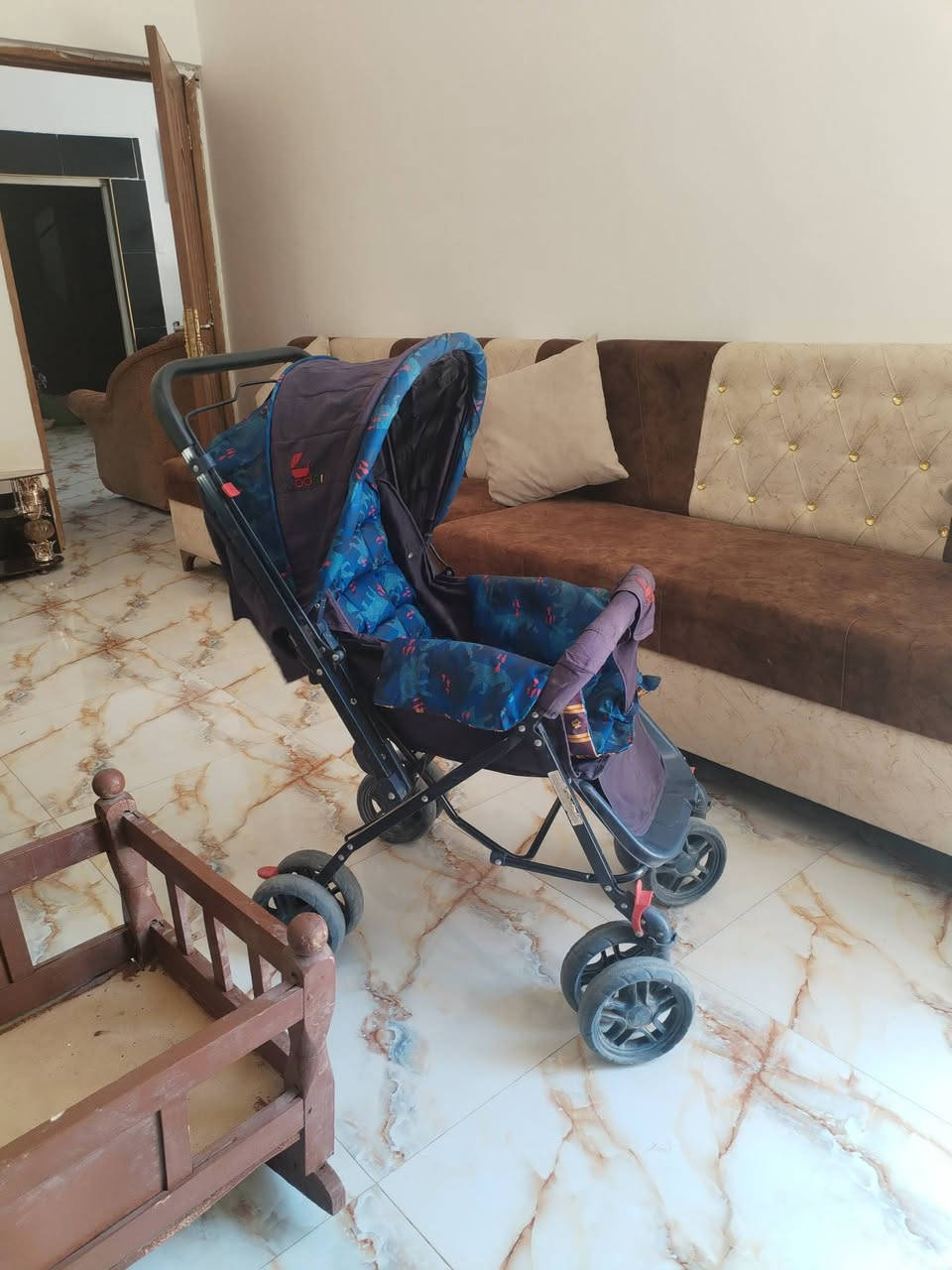 البيع أغراض *********** الأسود وتوصيل موجود
