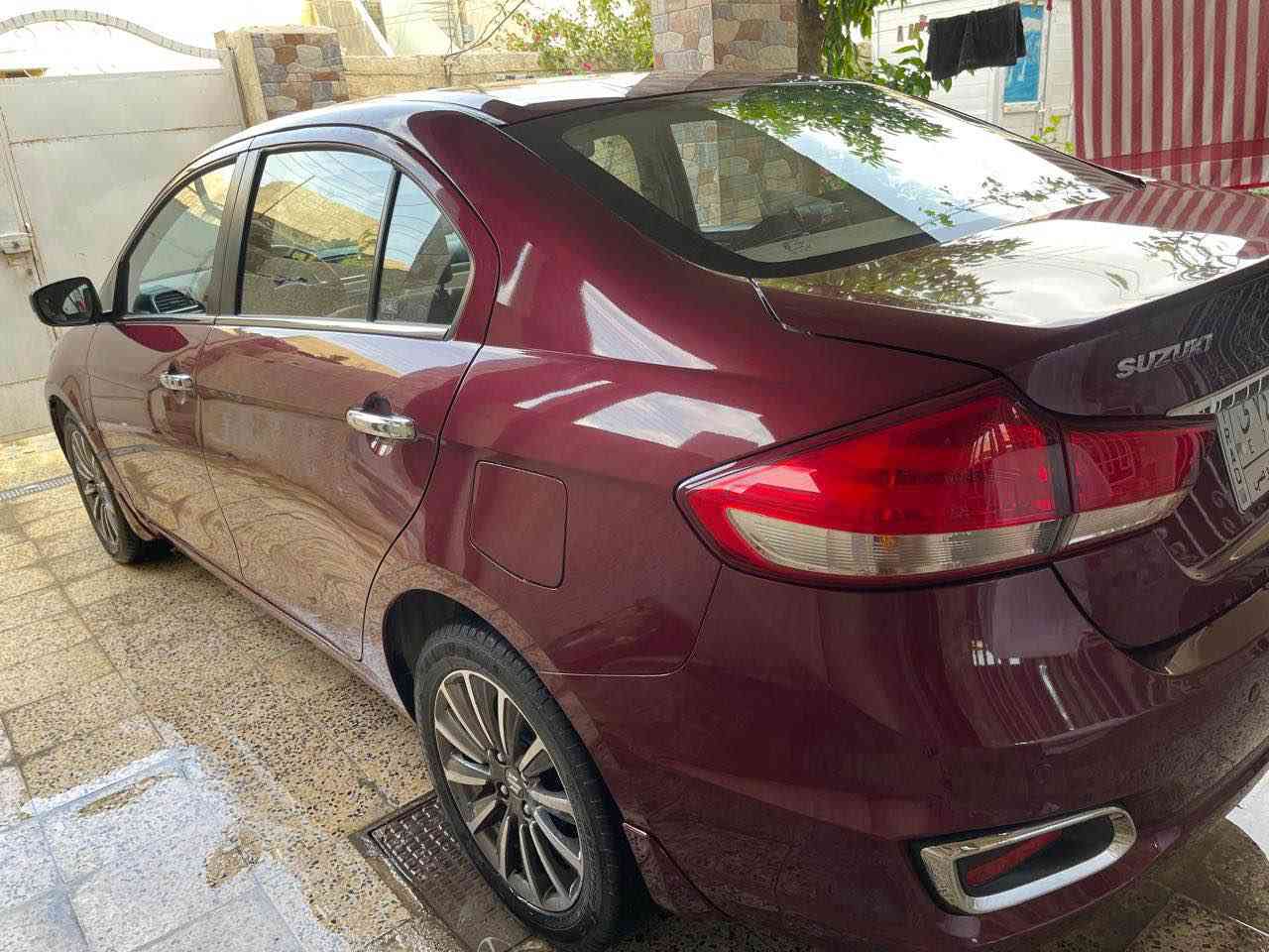 للبيع سوزوكي موديل 2022 السياره مناقصه شي ابد بيه ضربه بالبنيد ومرجعه بارد ومبينه بالصور ماشيه 178 الف كيلو المكينه مفتوح الكيس من جوه ومبدل فقط رنكات سعرها 95 ورقه وبيه مجال رقم صاحب السياره ‭

‭0770 051 1222‬ بغداد, العراق
