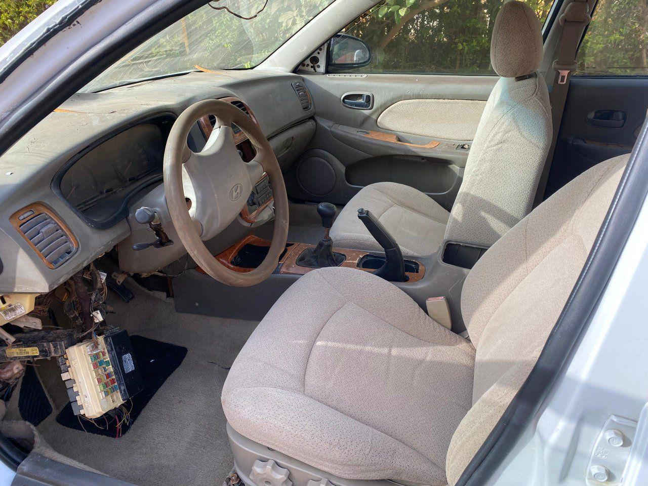 🔥للبيع سوناتا 2003🔥
 ♦️ناقصه ضفيره +طرمبة بنزين +بطارية 
السايفون +الطبخات موجودات 
🔥مرخصة 
🔥مكنة نضيفه ما مشت ٢٠ ♦️المطلوب 11
♦️عمولة300من المشتري تدفع وقت التنفيذ
✨المعاينه  امدرمان الثورة الحارة التامنه✨


**إذا كنت صاحب هذا الإعلان وتريد حذفه لأي سبب، رجاءا أرسل رسالة إلى الدعم الفني**