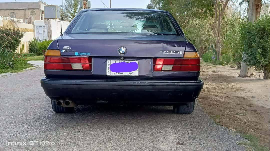 BMW 1990 735
محرك كير جدد عالفحص 
حداديه خلفي امامي جديده 
تخم تاير تخم ويل خليه 
كهربائيات شغاله 
تبريد نقص كلج كمبريسر وغاز 
سلايت روف 
كفاله من حادث وخياس وتصليح 
داخل جلد بيجي 
نظافه الصبغ 75% 
نظافه الداخل 80% 
مكانه الانبار #الحبانيه 
السعر 42 💲 بيه مجال 
***********
