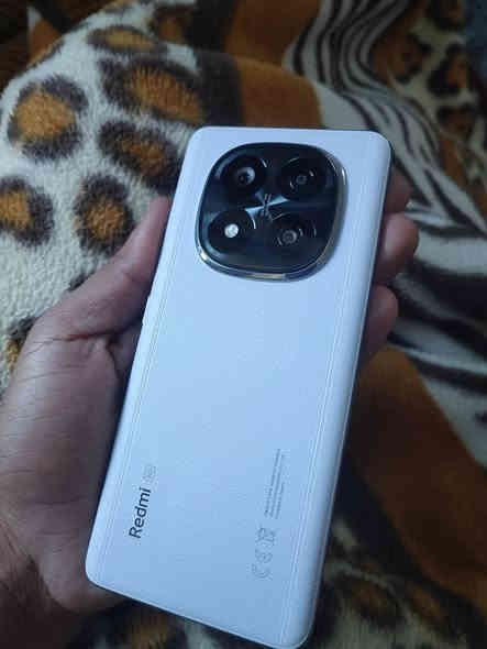 ريدمي نوت 14 برو بلس 5G
رام 12+12 غيغابايت
ذاكرة داخلية 512 غيغابايت
شريحتين (Dual SIM)
الشاحن 120 واط (مال كارتون ويا)
 ونسبة النظافة %100(شط)
🔋 بطارية 100%

***********

السعر: 400 وبي مجال
