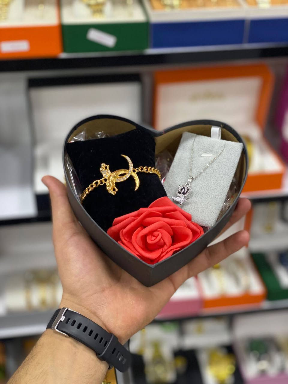 بيت الورد
بوكسات هديا نسائي اقلب الصور مختلف الموديلات
نزاكه وجمال يمنه وبس
العنوان مقابيل الطورئ
توجد خدمه توصيل داخل النعمانيه وخارج وجميع محافظات العراق#


**إذا كنت صاحب هذا الإعلان وتريد حذفه لأي سبب، رجاءا أرسل رسالة إلى الدعم الفني**