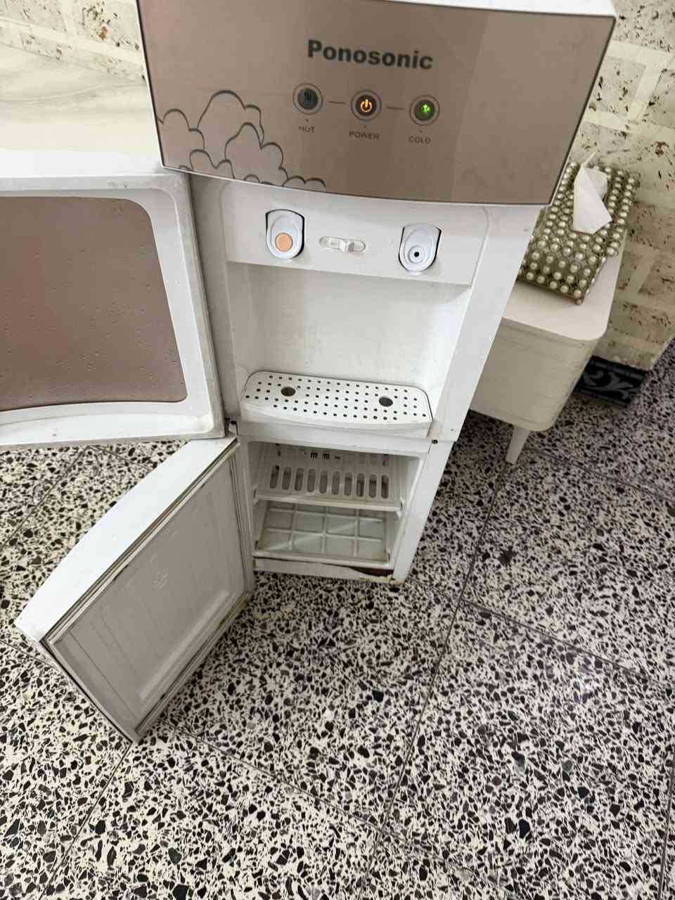 براد ماء نظيف جدا السعر ٥٠


**إذا كنت صاحب هذا الإعلان وتريد حذفه لأي سبب، رجاءا أرسل رسالة إلى الدعم الفني**