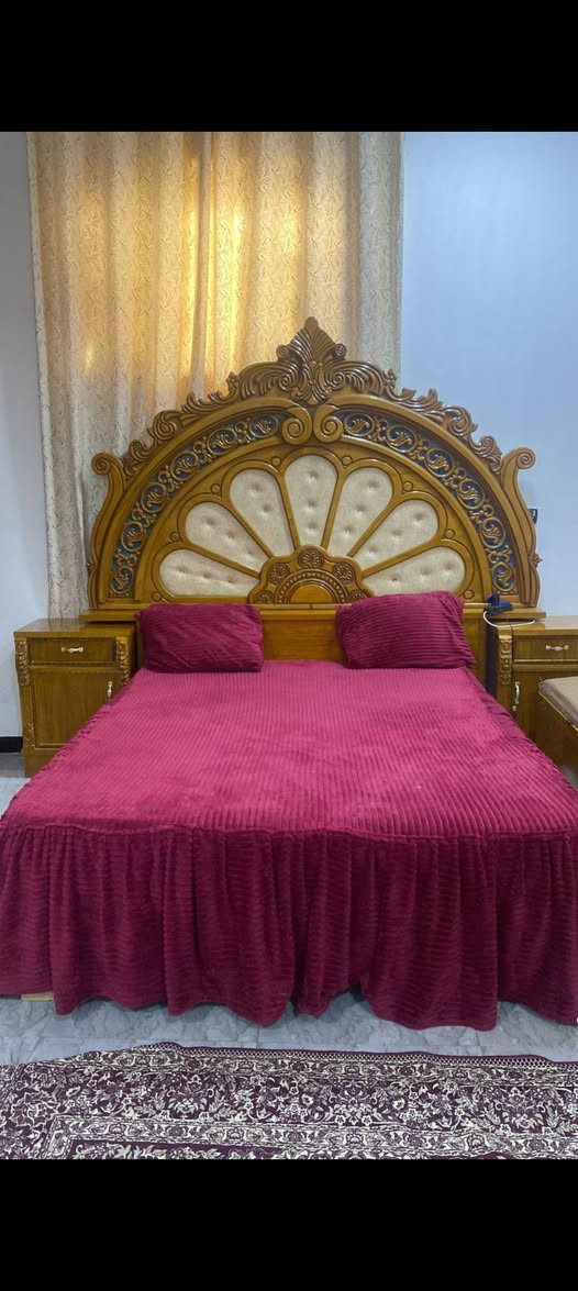 السلام عليكم ورحمة الله وبركاته
غرفه صاج تسكام جاهزه ونظيفه
٦أبواب كامله السعر مليون ونص
حي النصر ***********
