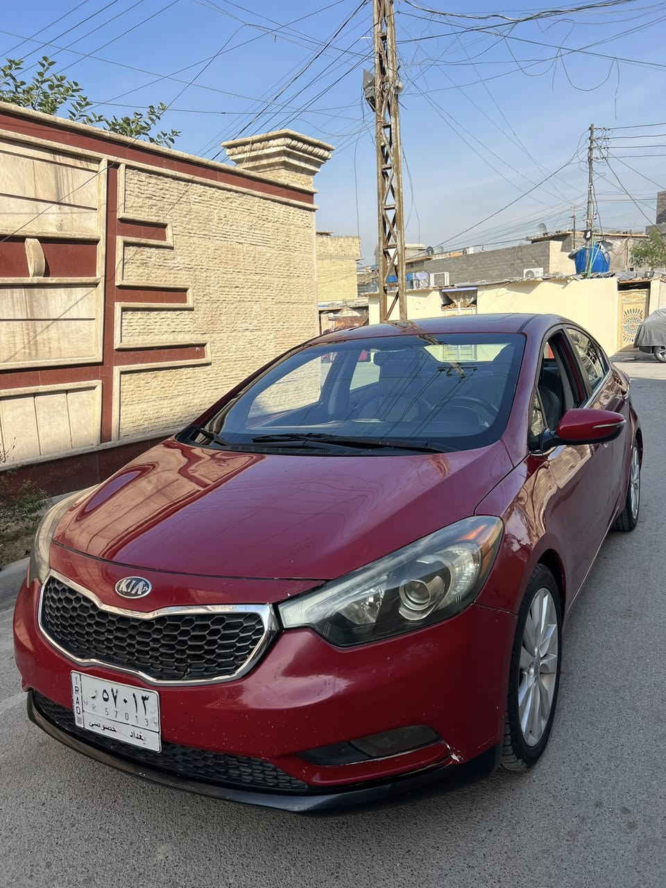 السلام عليكم فورتي 2014 فول مواصفات 1/1رقم بغداد 
السعر ( 96$ ) مكانها بغداد ***********
وارد امريكي حادث جاملغ وبيها گلير ٣ قطع بدون دواخل 
محرك 2000 سياره فول فتحه / بصمه تشغيل / كشنات جلد / شاشه جبيره / كامره خلفيه / كشن كهرباء / مقاعد تدفئه وتبريد 
سياره جاهزه بدون نقص الشراي يتصل
