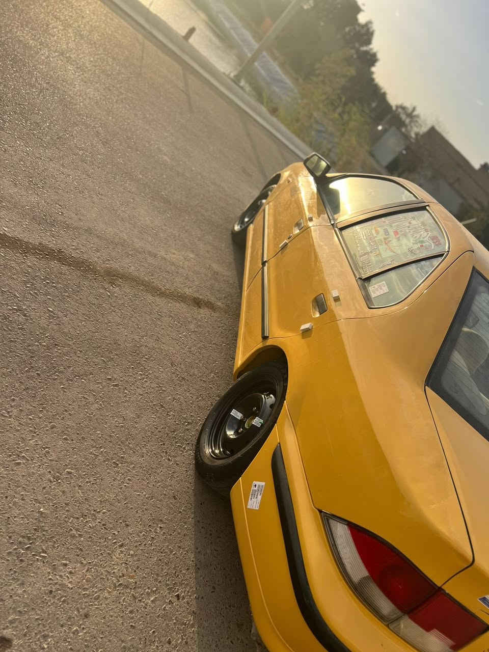 سلام عليكم
سمند للبيع 

موديل 2011 

مكفوله ماعده هلال واحد معمر ورباعه مال الدوس فقط 🚫

مكينه وكير وحداديه كله جديد 

تخم تاير جديد 

مصفره هيئه وغرامات 

دواخل نضيفه 

رقم بغداد إنكليزي 

تحويل مباشر 

سياره جديده بمعنه الكلمه 

مكاني بغداد 

السعر 42 💸

الاستفسار ☎️***********☎️

مكلف بل نشر 🚫🚫
