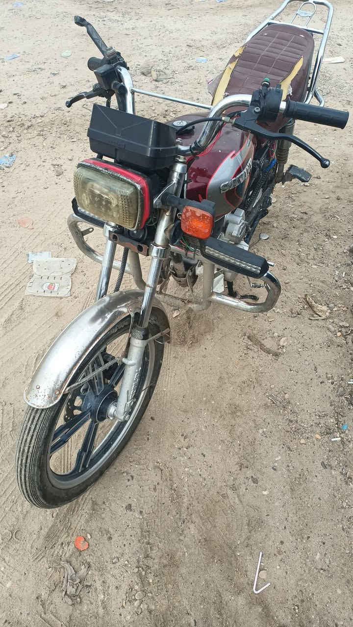 ايراني سافان خمسة كير موديل 2020 مكينة ما مفتوحة اكفلهة الك 
انضف من الصور صورت وما غاسلهة مكاني ناحية الرشيد سعر450بيهة مجال حك جية 
المو شراي لا يتعبني 

رقم***********
