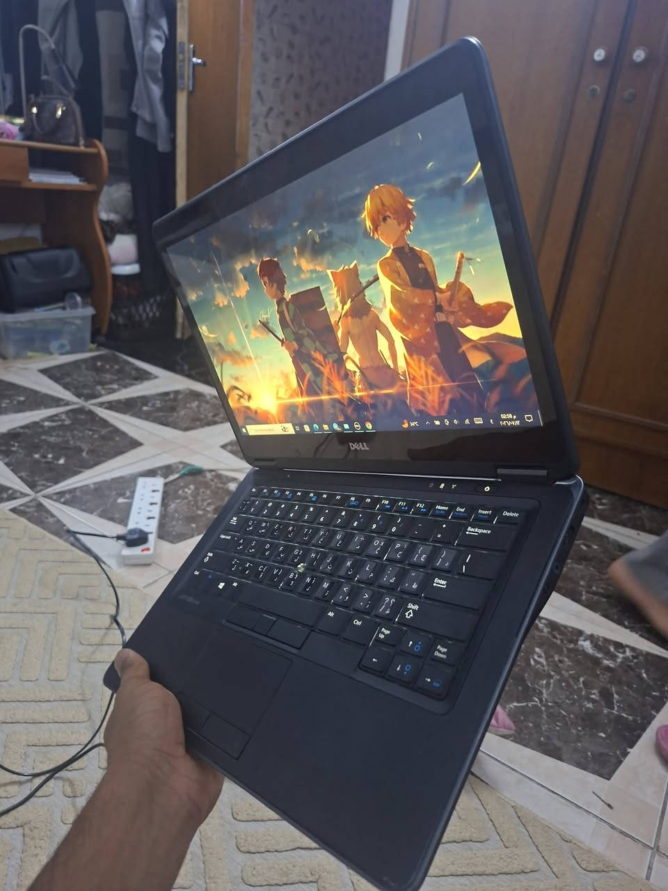 لابتوب dell للبيع 
الجهاز لمس المواصفات بل صوره معاه حقيبه و شاحنه لل علم بطاريته جديده و ما بي أي مشكله شغال مثل الورد تعال و افحص و انطيك بي ضمان فحص الجهاز سعره 200 الف بس
للاستفسار الاتصال على *********** متوفر واتساب أيضن
