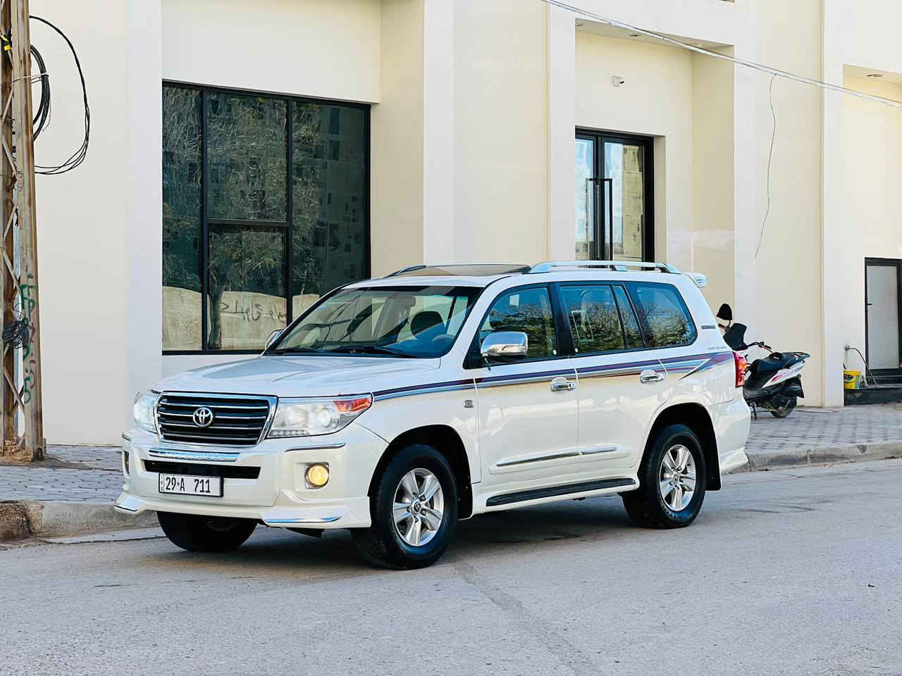 لاندكروزر بريم مديل 2010 كفاله عامه سعر 278 قابل للتفاوض للاستفسار الاتصال ***********  كفاله عامه مكفوله من صبغ وضربه وتبديل مواصفات فول فتحه سقف بصمه تشغيل سبعه 7راكب ثلث قطع تبريد شاشه كامره دواره كشنات جلد تلفزيون سقف بصمه بواب مري شفط مثبت سرعه فورويل ثلاجه داخليه شاشه بلكشن داخل بيجي شاير بلمري مري كهربائي مكينه سته 6سلندر مكينه وكير مكفولات حداديه جديدهه تخم تاير جديد تبريد شغال ثلج رقم نكليزي مميز سنويه لل 30 مشروع وطني مكان سياره كربلاء كربلاء, العراق
