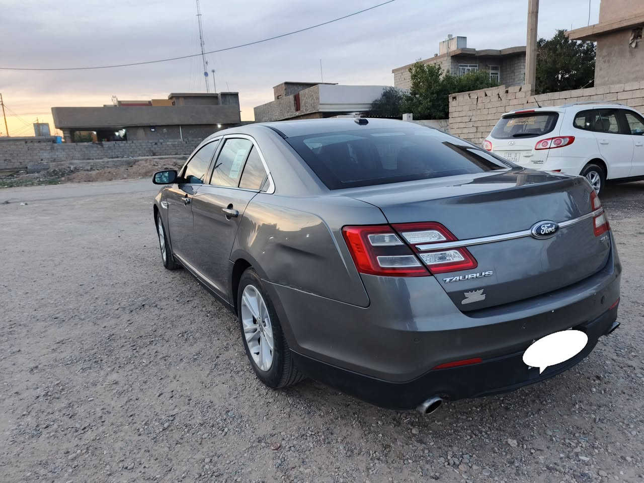 السلام عليكم من رخصة الادمن.. فورد توريس.. ٢٠١٣ ... رقم شمالي.. گير تمام ... محرك إدامة سيف الفضلي... تدفئة تبريد وبقية مواصفات النورس معروفة.... سعر ١١٠ $ 
للتواصل ***********
