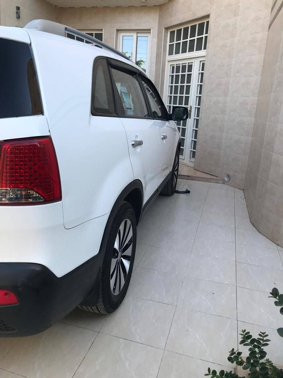 السلام عليكم (( للبيع او مراوس  بأقل )) 

كيا سورنتو وارد خليجي موديل  2012  / رقم دهوك الجديد شرط التحويل او الوكاله/ 7 راكب مع 3 قطع تبريد / تبريد وتدفئه شغاله / كشنات وارضيه مدوشمه / تحكم ستيرن/ شاشه وداخل السياره صحراوي/ تخم تاير جديد/ اشاير بالمري وشفط / حساسات خلفيه/ محرك دوش ٤ سلندر اقتصادي مع كير مكفول  شاشة العدادات صافيه مابيها اي كلوب مأشر  السياره مرفق معها السونار لغرض الايضاح

العنوان :- قضاء بلد  الاتصال:-***********
السعر :-  125 ورقه بي مجال
