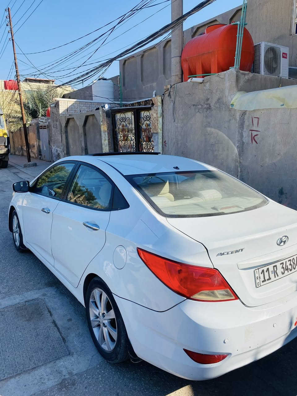 اكسنت 2015 خليجية مكينة 1600 السيارة فول سويج بيها صفحة وكم قطعة كفالة أبيع حزام سيارة نضيفة وجاهزة مكينة كير تدفأة تبريد رقم بغداد مداور شوكت متريد مكانها نجف بيع أو مراوس 85 وبيها مجال ***********
