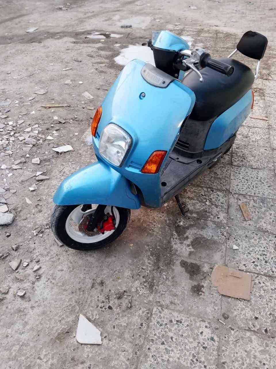 دراجه جديده كلشي مامفتوحه تضيفه سعره 800 وبيه مج
ال رقم هاتف 
*********** 
مكاني القبله حي الجامعه البصرة, العراق
