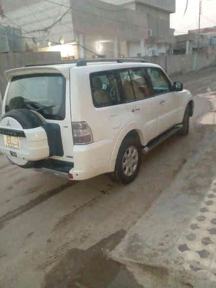 للبيع
باجيرو2014 
 خليجي
 السياره نكره سلف 
مواصفات السياره 
محرك 3500 
كير اوتماتيك 
تحكم ستيرن كامل 
تبريد 3قطع 
كشنات كهرباء 
داخل جلد 
مرايه شفط ويه السويج 
7راكب الكشن الخلفي بلع  
 السياره مصبوغه عام
السياره رايدها ب130$  وبيها مجال 
للأستفسار التواصل على الرقم *********** متوفر واتساب 
ملاحضه السياره رقم بغداد
مكان السياره صلاح الدين /بلد
