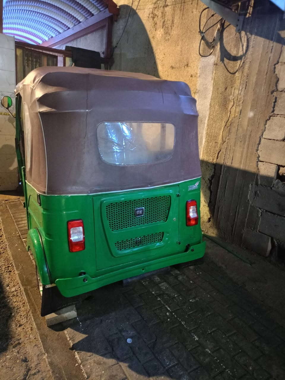 تكتك 22رقم بصره تكتك جاهزه العنوان بصره حيانيه السعر 7000 مستعجل على بيعه ***********
