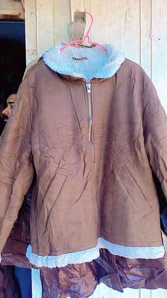 قمصله نسائي نسائي 
موقعنا صوب بني رجاب بالفلكه كرفان يم مدرسه السياب 
يوجد توصيل 
***********
