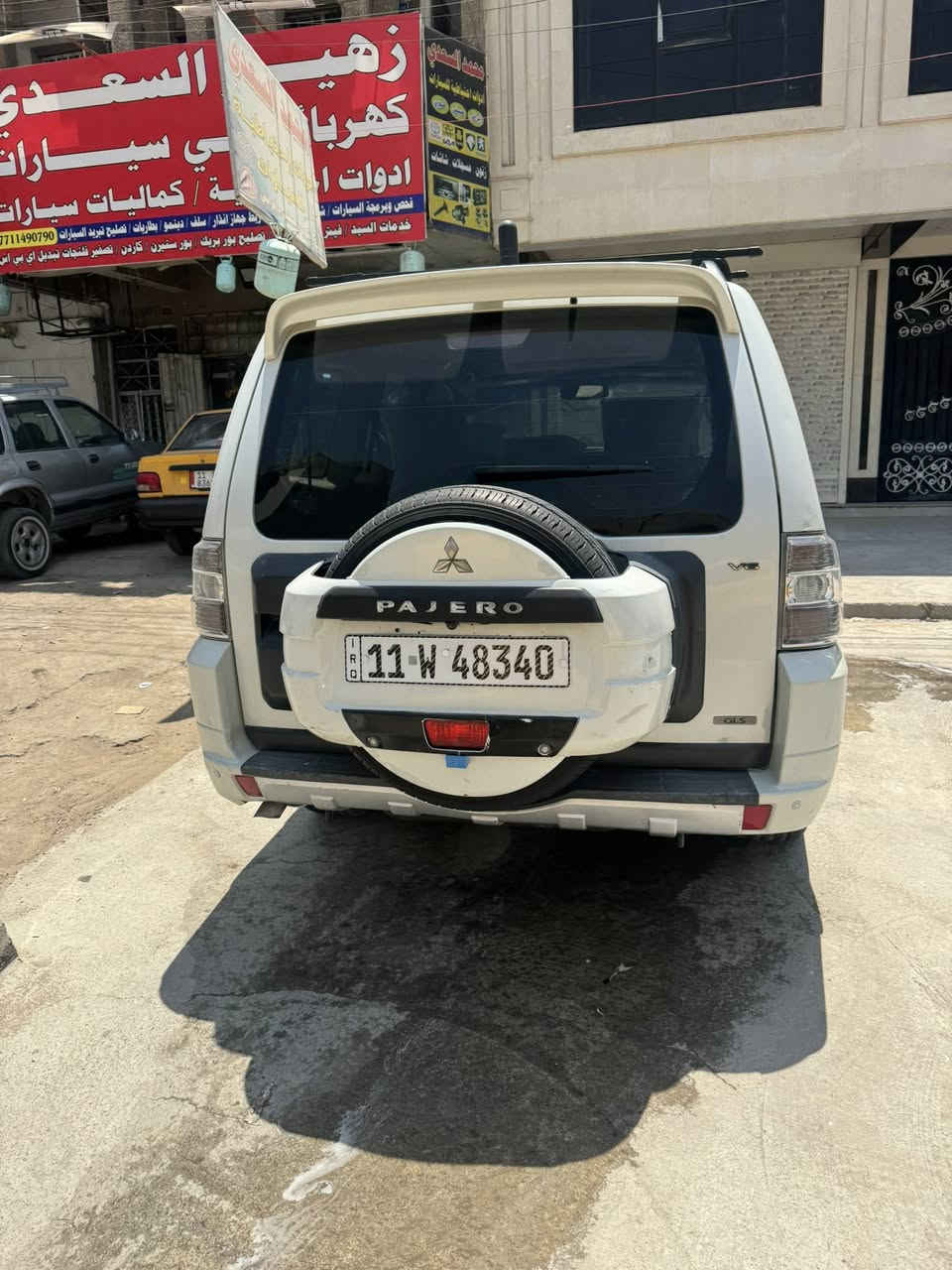 من رخصت اخويه لادمن بايجيرو حبتور مديل 2010 جاهزه تبريد 3 قطع  7 راكب محرك خير من الله دمام خلفي مري شفط  كشنات كهرباء الامامي بيه قطعتين صبغ  بسبب شخط الباب الايسر وجاملخ الايسر بدون دواخل  السياره جاهزه ترايك اي مكان بغداد بسمي السعر 127 وبيه مجال حك الجيه  مكاني بغداد حي اعلام شارع البداله موبايل ***********

