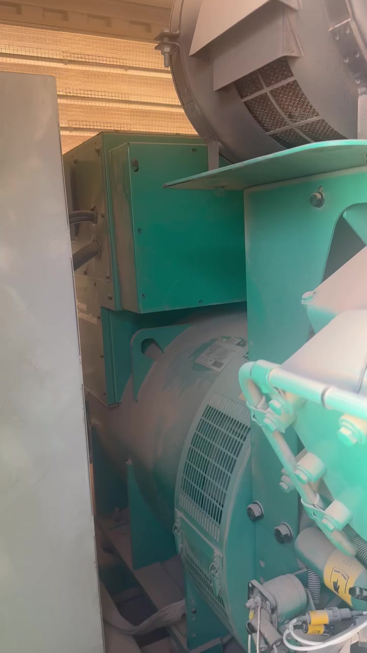 Cummins kTA 50 G3
1360 KVA
add 3
Zero 
***********
***********
***********
