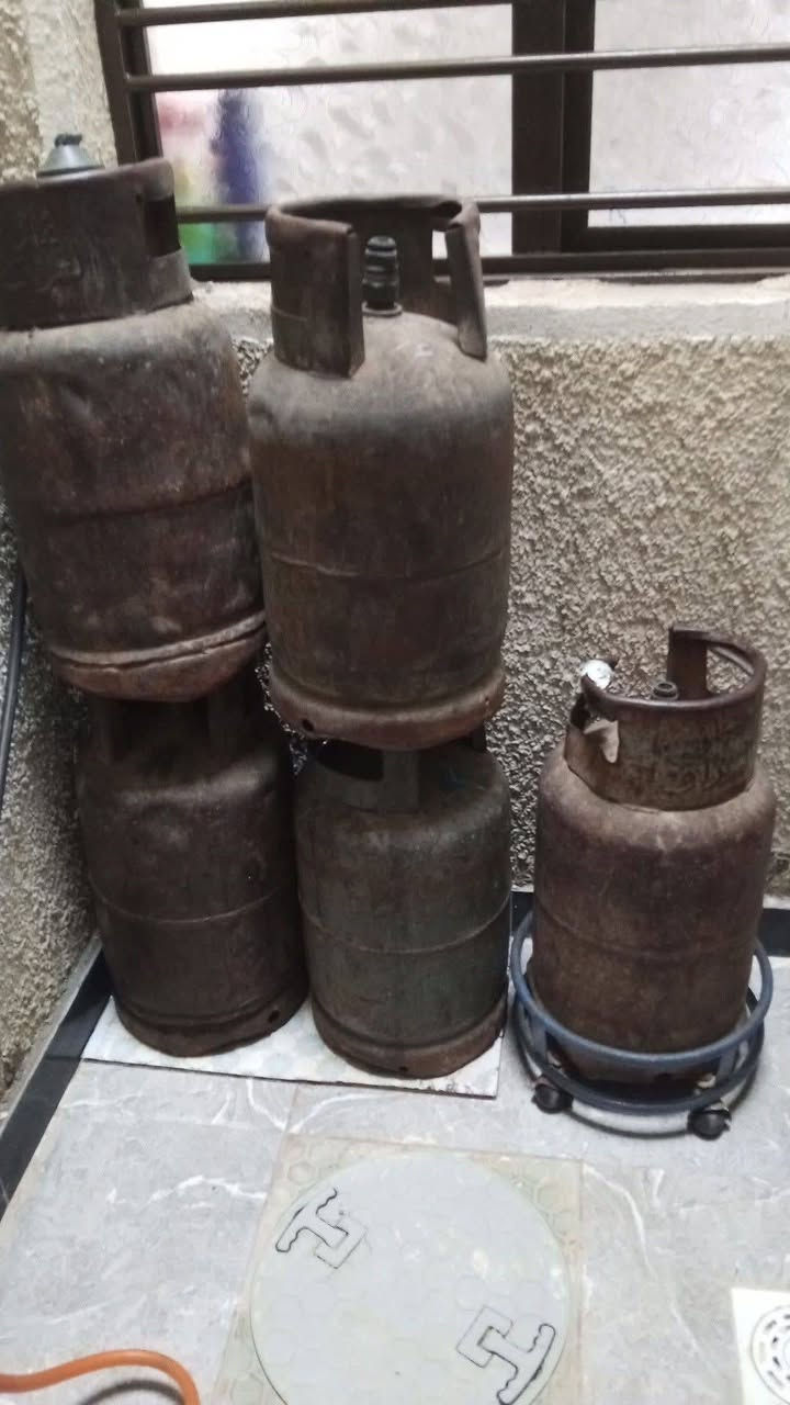 السلام عليكم ورحمة الله اغراض للبيع السعر مناسب العنوان الثعالبه قرب مدرسه طليعه للمراسله خاص


**إذا كنت صاحب هذا الإعلان وتريد حذفه لأي سبب، رجاءا أرسل رسالة إلى الدعم الفني**
