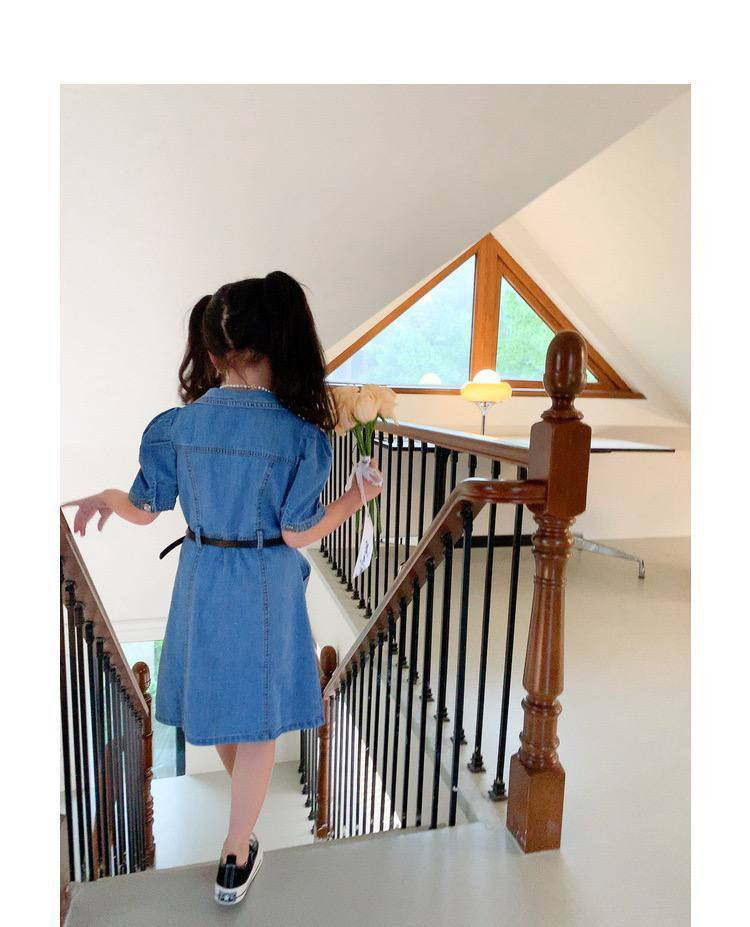 ✨ فستان بناتي جينز أنيق ✨

دللي أميرتج بأحلى إطلالة عصرية 💙
فستان جينز بخامة مرتبة جداً
موديل أزرار أمامية + حزام يحدد الخصر
ستايل راقي ومناسب للطلعات والمناسبات 🎀
💰 السعر: 18,000 دينار
🚚  توصيل لكل مناطق النجف متوفر
العدد محدود 🔥
للحجز راسلينا خاص 📩

#أفتتاح #ملابس_اطفال #لوك_العيد #روفان_كيدز


**إذا كنت صاحب هذا الإعلان وتريد حذفه لأي سبب، رجاءا أرسل رسالة إلى الدعم الفني**