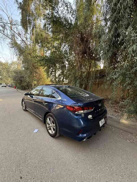 سلام عليكم شباب بيع فقط سوناتا 2018فئت السبورت يعني فول مواصفات مكينه 2400جي دي اي لاتنقيص ولاتبخير سياره شوفت عينكم جديده حادث جاملغ امامي صفحت الصدر بدون ايرباك ولقماره بيهه رصعه   مال تحميل وراشيهه وبدون ايرباك السياره بدون نواقص وبسمي تحويل مباشر ١٢٧ وبيهه مجال حك الجيه مكاني بغداد عامريه ***********
