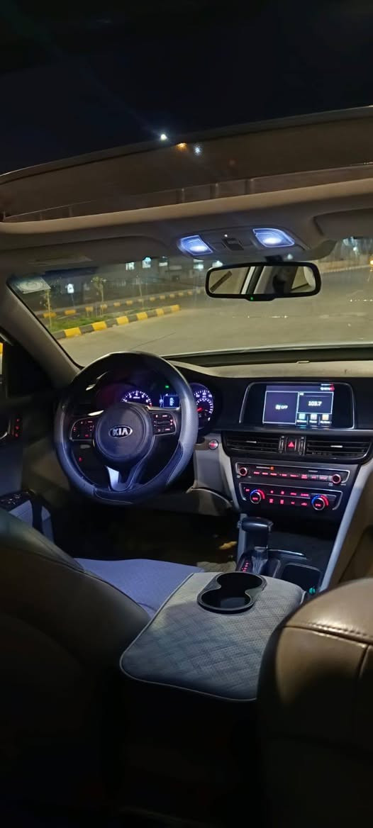 سلام  عليكم 
اوبتيماا  للبيع موديل2016 فول مواصفات. بنو راما   محرك 2400 جي تي اي امريكي ضربتها جاملغ وبنيد  المكان ناصريه مركز سعر/  130 /  سونار مرفق بل منشور /***********
