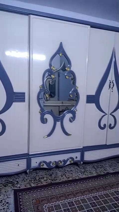 غرفه نوم للبيع تزكام خشب والصبغ حراري سعره بمليون ونص وبيه مجال قليل بحي النصر للإستفسار *********** كربلاء, العراق
