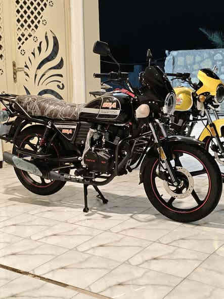 اسلام عليكم دراجه لبيع موديل 2025 أوراق سكنر الشكل الاصلي محرك متين دراجه كفاله عامه من كلشي دراجة استخدام شخصي كفاله عامه من كلشي الماكن الحمزه الغربي السعر 1600وبيه مجال لشراي الرقم *********** وشراي يدلل؟
