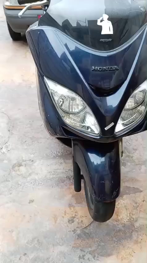 دراجه فوسه صفر 8نضيفه كله واضح بصوره مكينه بلاديه مامفتوحه تايرات جدد باتري جديد كهربائيات شغاله دسكات جدد السعر لاتصال علرقم ***********
