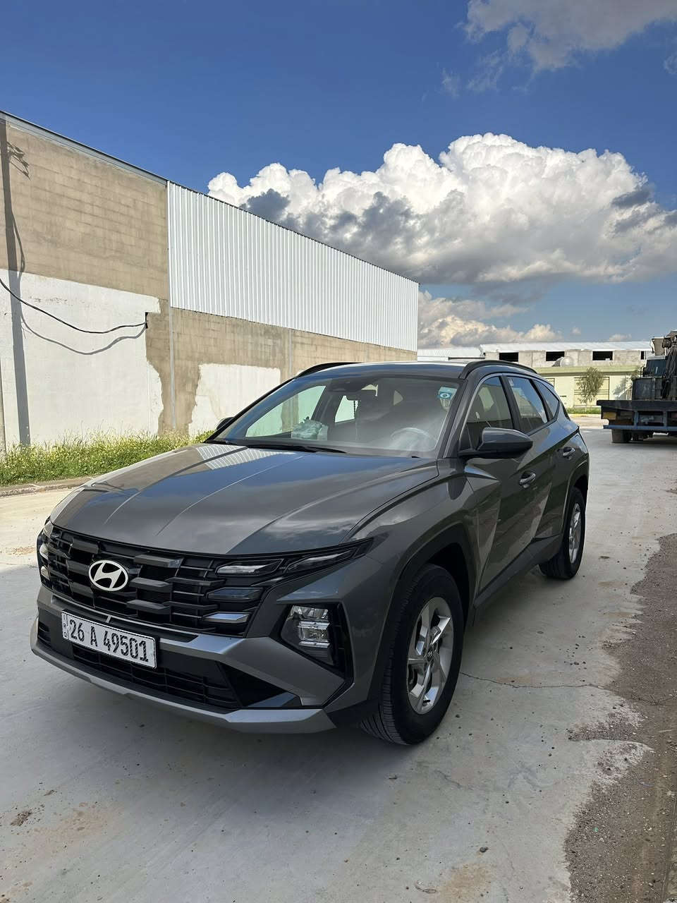 للبيع 
هونداي توكسان2024

السيارة فول فول عدا الفتحه
ألون سمنتي مميز

1.رادارات أمامية+خلفية

2.حساسات أمامية+خلفية

3. رادارات محيطيه 360

4.اشاير بل مري +مري كهرباء 

5.عدسات زينون ليد 

6.جنطة كهرباء 

7.تشغيل عن بعد

9.كشنات مخمل اسود

12.هيتر ستيرن

13.خزن ميموري

14.كشن السائق +الصدر تحكم كهرباء بل كامل 

15.سماعات الشركة العالمية BOOS

16.مانع انزلاق 

18.تحديد مسار 

19. قيادة ذاتية

20.مثبت سرعة

21.شفتات ستيرن

22.اربع مودات قيادة 

 

24.السيارة بصمة

25.سايد بريك بصمة

26.أوتو هولد

28.نضام LOCK 

29.نضام نزول المنحدرات

30.شاشة حجم چبير

31.شحن لاسلكي 

32. منظومة تحكم التبريد بل كامل لمس

وبعد اكو هواي مواصفات ما مذكورة السيارة 

الضرر . صبغ بنيد فقط بدون دواخل شرط صبغ قطعه وحده 
فقط
السعر 188سعر جوه السوك 
وبل عافيه عل ياخذه

للاستفسار ***********
