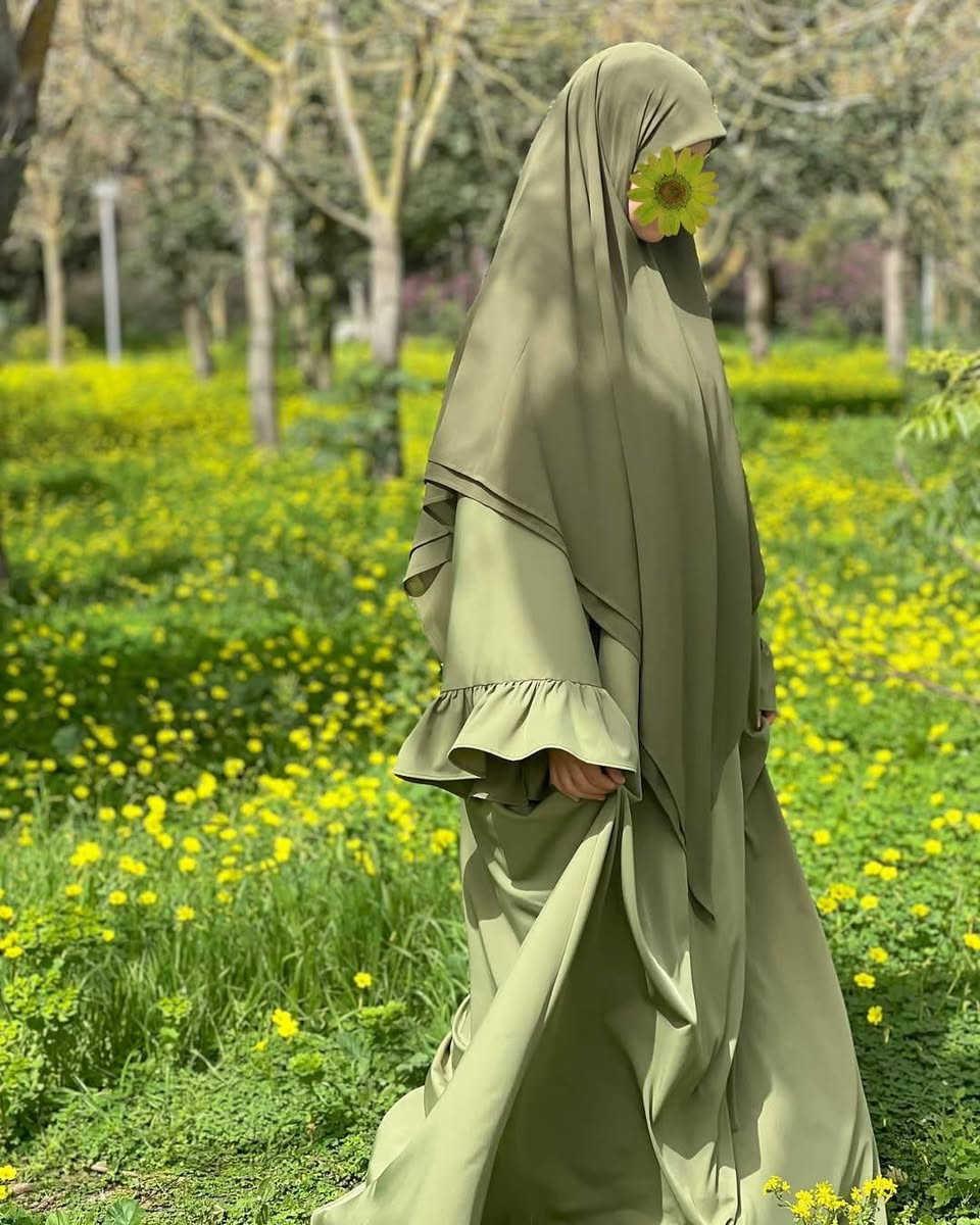 جلەکانتان بە ئیمە بسپێرن  بەجوانترین شێوە بۆتان ئەنێرین بۆ داواکردن نامە بنیرن خانمە کەشخەکان🌱😍


**إذا كنت صاحب هذا الإعلان وتريد حذفه لأي سبب، رجاءا أرسل رسالة إلى الدعم الفني**
