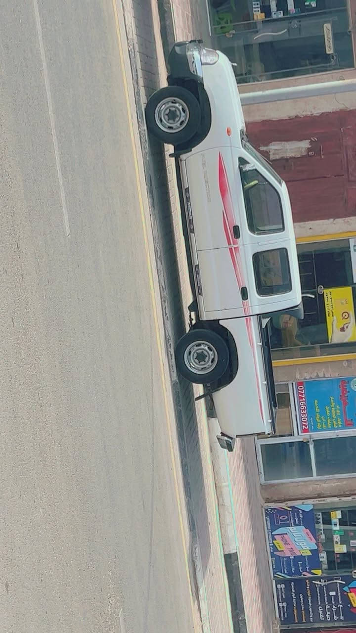 السلام عليكم بيكم نيسان رقم كربلاء 2010  سياره جاهزه من كلشي دوشمه جديده مكينه وكير وحداديه تخم تاير جديد  لتفاصيل 
***********
