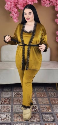 ✨ تراك  رياضي ✨ متوفرة بأحجام:  الاسعار مشكله داخل قناه  M-L-XL-XXL L....