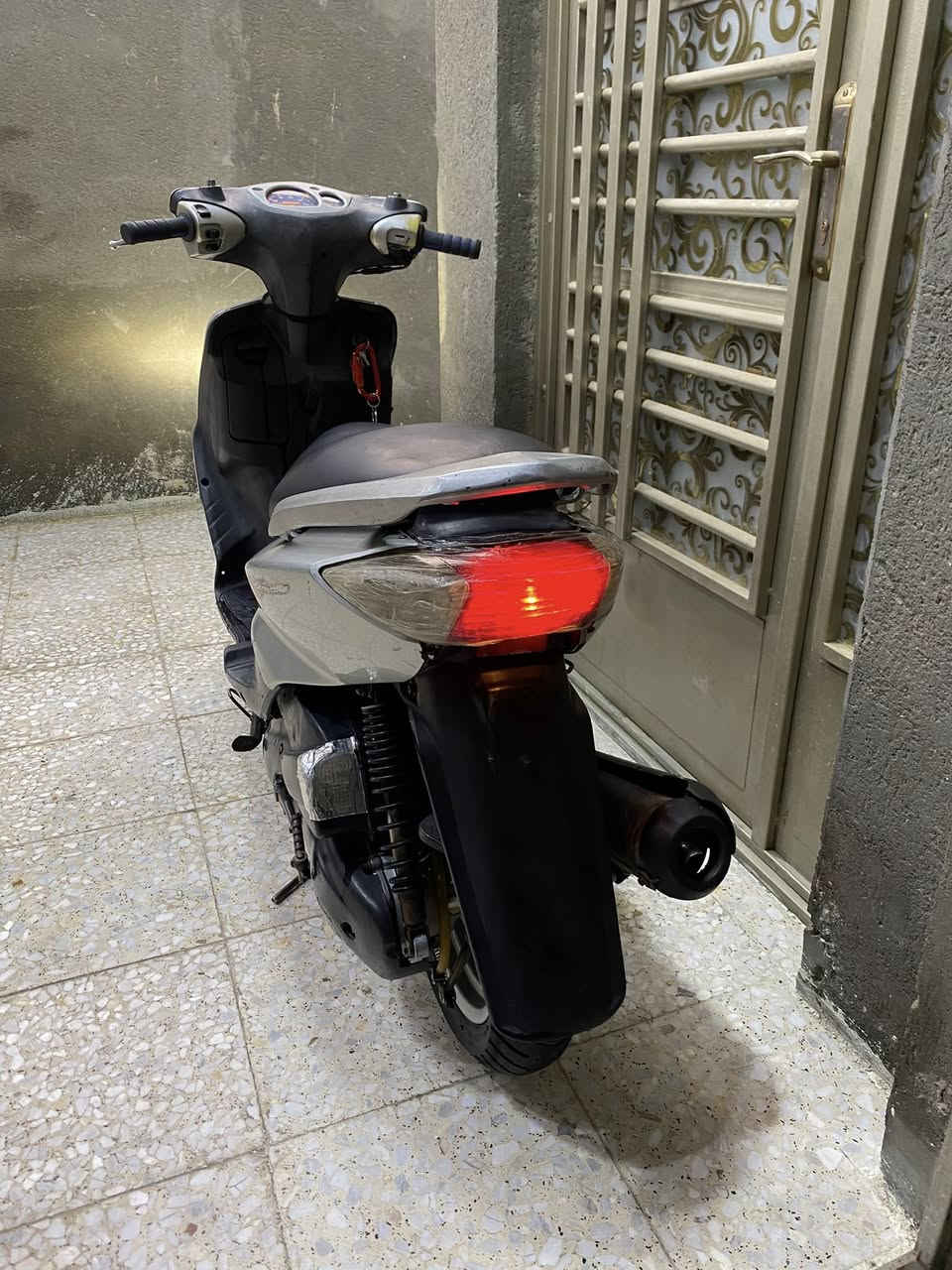 سلام عليكم سكنس نثيه 110دراجه مكفوله منلنضوح وتبخير 
تايرات جدد كهربأيات كلها شغاله بيها ملاحضات بلكفر كدام عينك
سعر 375وبيها مجال 
***********
الحسينيه الراجديه
