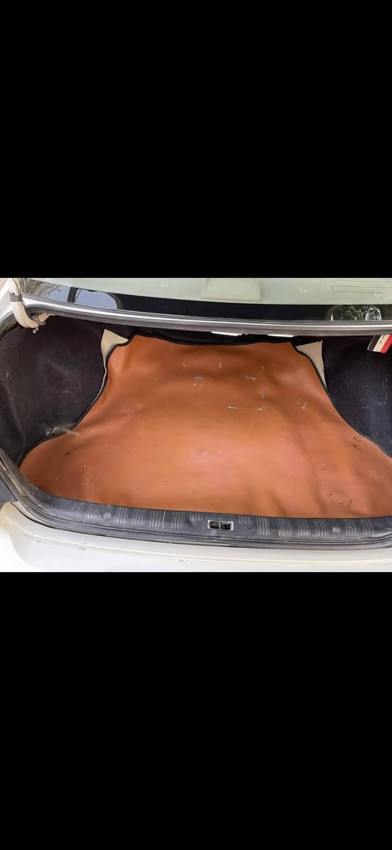 السلام عليكم نيسان مكسمه للبيع موديل 2006 بسمي سنويه جديده سيارة كامله خير من الله تخم تاير سعر 70ورقه ***********/***********
