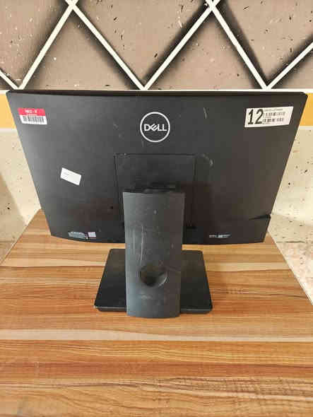 📢 عرض خاص – شاشة لمس All in One من Dell

الكيس والشاشة بجهاز واحد أنيق يقلّل الأسلاك ويخلّي مكتبك مرتّب ومنظّم ✨
🌟 آخر القطع المتوفرة!
💰 السعر: 515 ألف دينار فقط

---

💻 الموديل:

DELL OptiPlex 5270 – الجيل التاسع

شاشة لمس Touch Screen

---

🔧 المواصفات:

• 🖥️ المعالج: Intel Core i5-9600 – الجيل التاسع
• 🧠 الرام: 16GB DDR4
• 💾 التخزين: SSD 256GB
• 🖱️ الشاشة: 21.5 بوصة Touch Screen
• 🎨 كرت الشاشة: Intel UHD Graphics 630 مدمج
                            windows 11 Pro نظام التشغيل 🪟•
• ✨ الحالة: نظافة ممتازة جدًا
• 🛡️ الضمان: استبدال لمدة أسبوع

---

🔌 المنافذ:

📍 أمـام الجهاز:

• 2 × USB 3.1
• 1 × USB Type-C
• 1 × منفذ سماعة/مايك Combo
• 1 × قارئ بطاقات SD Card

📍 الخلف:

• 2 × USB 3.1
• 2 × USB 2.0
• 1 × HDMI Out
• 1 × DisplayPort
• 1 × LAN
• 1 × Power Port

🔹 المجموع:

• USB: ستة منافذ + Type-C
• الفيديو: HDMI Out + DisplayPort
• الصوت: Combo Audio Jack
• الشبكة: LAN
• قارئ SD: موجود

---

⚙️ الاستخدامات المناسبة:

✅ الأعمال المكتبية والدراسة
✅ التصميم الخفيف والمونتاج البسيط
✅ مشاهدة الفيديوهات والبرامج التعليمية
✅ شاشة لمس لتفاعل أسرع وأسهل

---

🚗 يتوفر توصيل لجميع محافظات العراق
📞 للحجز أو الاستفسار:
📱 اتصال: ***********
📱 واتساب: ***********
