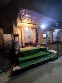 محل للبيع • قرب مدرسة الحشد • إيجار مناسب