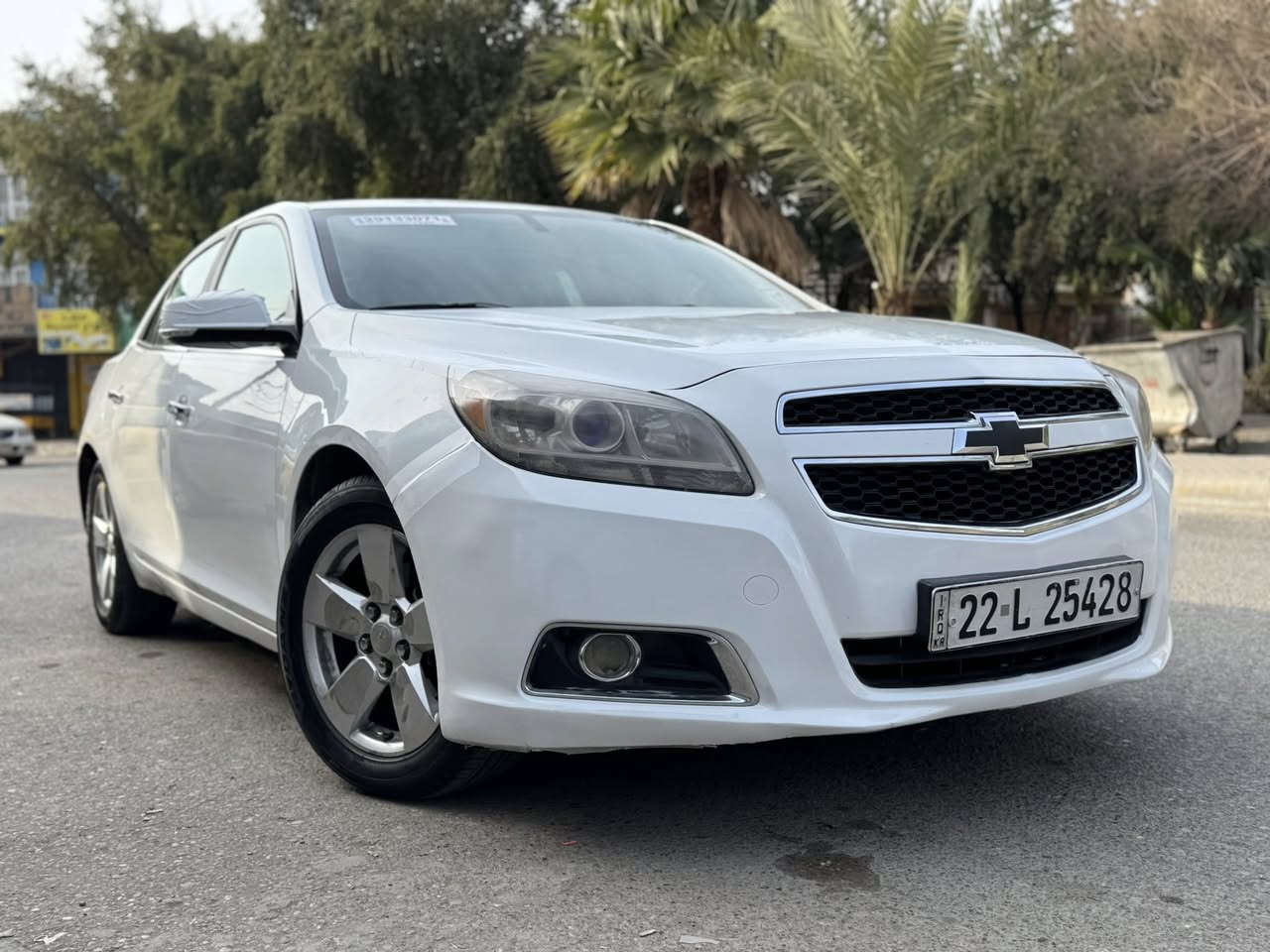 السلام عليكم 
للبيع او مراوس…
ماليبو خليجي 2013
داخل لونين 
رقم اربيل سنويه جديد2027شهر11شرط تحويل وهزه جديد 
گير بشرط 
محرك بي خيط بخار بس لاصوت ولاتنقيص  
تايرات جديد
تحكم كروز كشن جلد 
كشن كهرباء 
تخم امامي جديد 
السيارة نظيفه بدون شخوط
وسونار السيارة موجود بدون دواخل ربع باب سكن مع ربع باب خلف سكن صبغ بلادي بدون ضرر
وبيها بطاقة بانزين 
السع:95$وبيها مجال
مكان السيارة كركوك 
ر.م:***********
