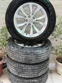 ويل حجم 17جديد بيه طخم تاير جديد بسعر مناسب 07718554680