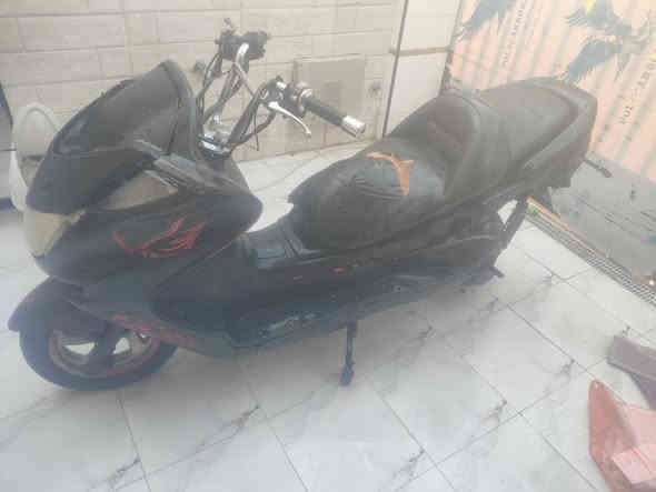 سلام عليكم دراجه ماجيستا محور ماكس 150 دراجه شلعته حلوه سعرها 300 وبيها مجال عوزها ترتيبات بسيطه ***********
