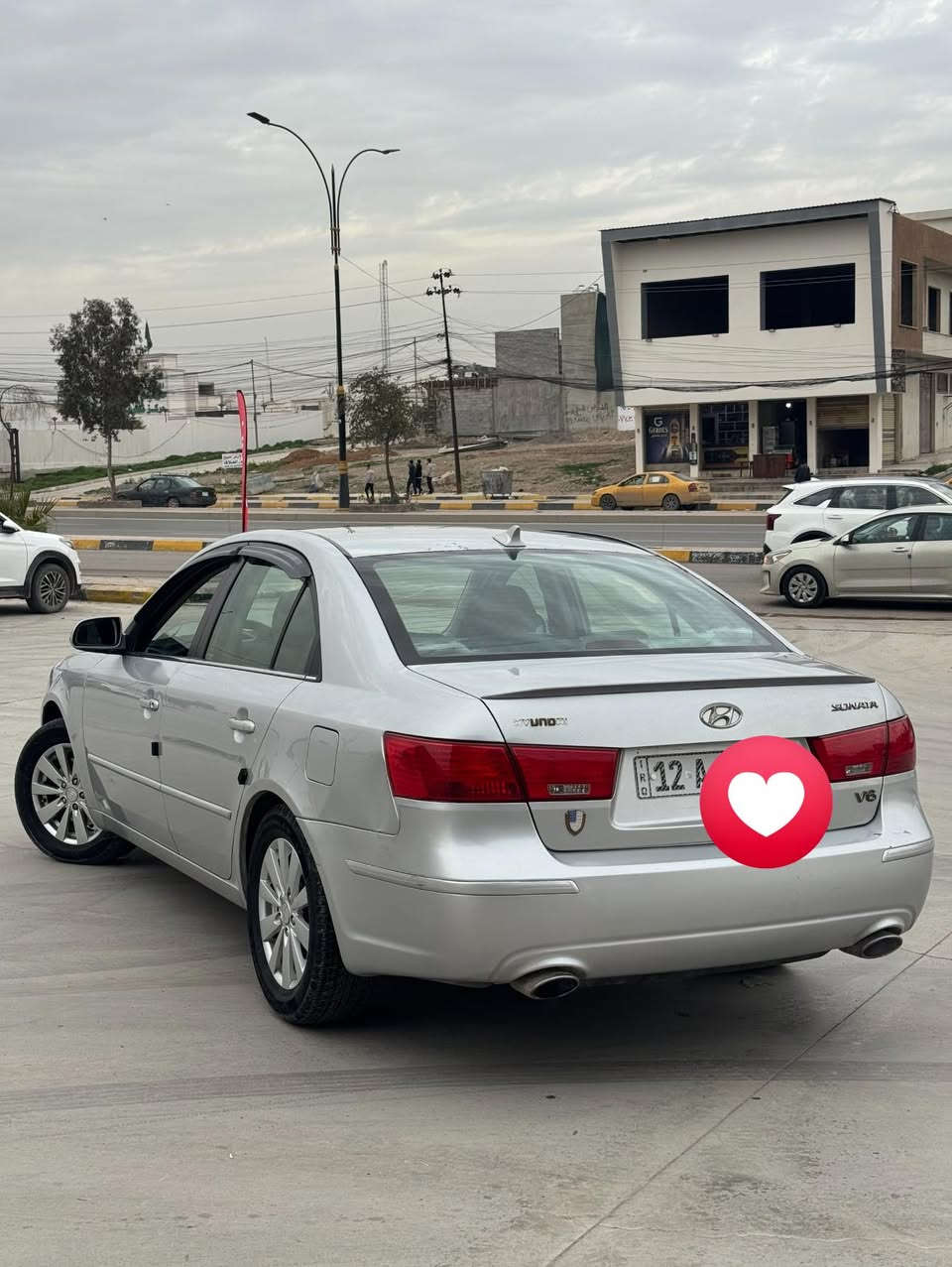 سوناته امريكي محرك 3.3 سلندر 6 رقم نينوى اني الشرعي بدون صبغ بدون تبديل مكانين بارد فقط وشويه تقحيلات مثل ما واضح بالصور كلشي وضع شركه وكلشي شرط محرك كير طخم تبريد 
السعر 133وبي مجال بسيط 
للتواصل واتساب ***********
