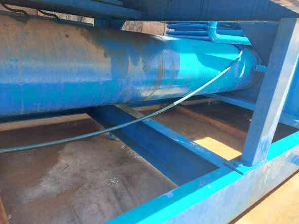 سلام علیکم 
هذا جهاز كبس  للبيع،
للتفاصيل اتصلوا على هذا الرقم
*********** ابو حیدر
