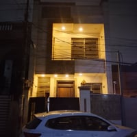 مرحبا  دار  للبيع.   المساحة ١٢٥. واجهة ٥. يحتوي على مدخلين يحتوي الطا...