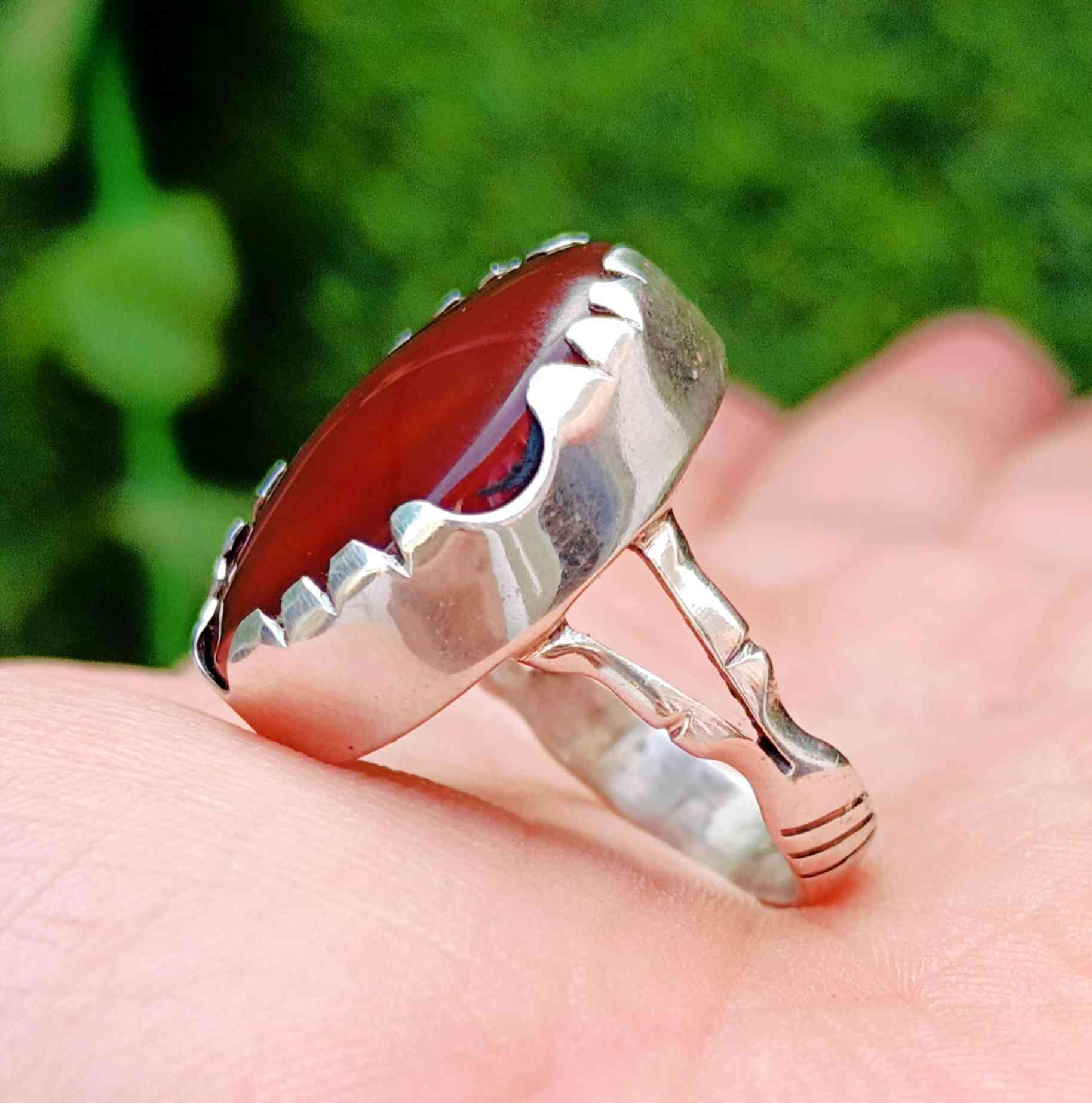 سلام عليـــــــكم 🫷🏿👇👇رمضان مبـارك 

تحفه عالميه(عقيق يماني ذمه كرز 🍒الكرز

صياغه يدويه فضه مختومة(925)
قيــــــاس الخاتم(23..22)

يوجد توصيل بدون مراوس او حجز مكاني سماوه سعـــره مع التوصيل(40)🔒🔒


**إذا كنت صاحب هذا الإعلان وتريد حذفه لأي سبب، رجاءا أرسل رسالة إلى الدعم الفني**